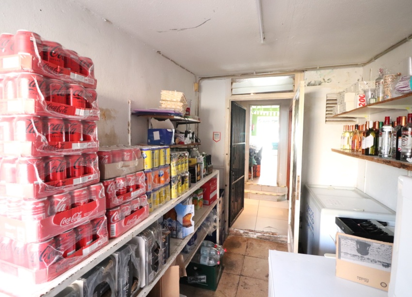 Reventa - Local Comercial - Torrevieja - El Chaparral