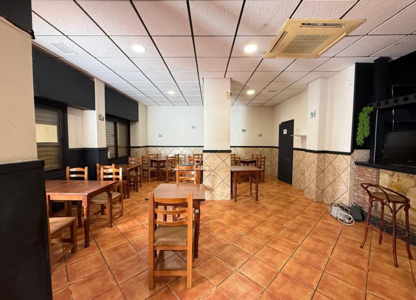 Reventa - Local Comercial - Torrevieja - Estacion de autobuses