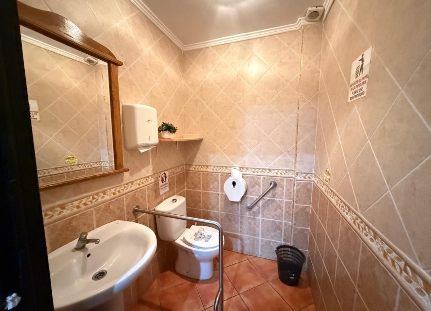 Reventa - Local Comercial - Torrevieja - Estacion de autobuses