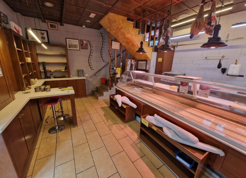 Reventa - Local Comercial - Torrevieja - Estacion de autobuses