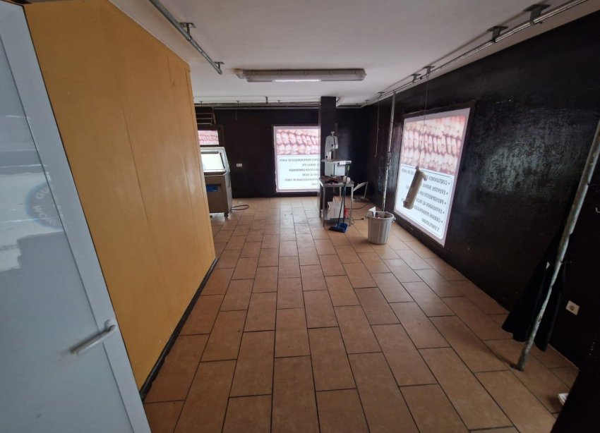 Reventa - Local Comercial - Torrevieja - Estacion de autobuses