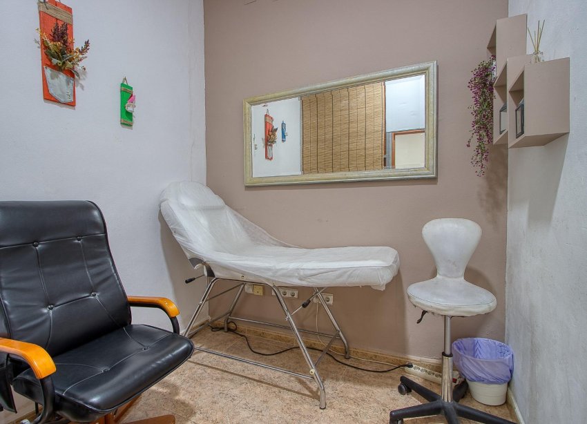 Reventa - Local Comercial - Torrevieja - La Mata