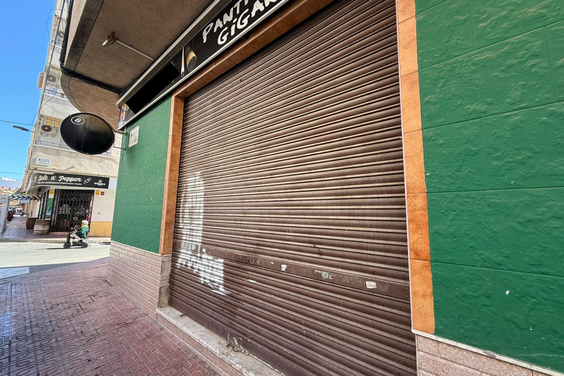 Reventa - Local Comercial - Torrevieja - Playa del cura