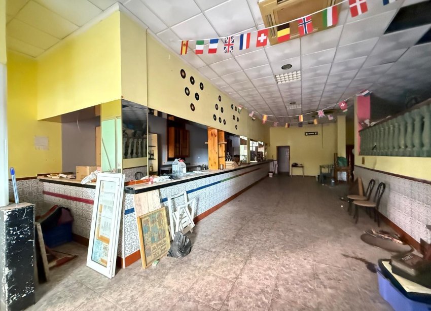 Reventa - Local Comercial - Torrevieja - Playa del cura