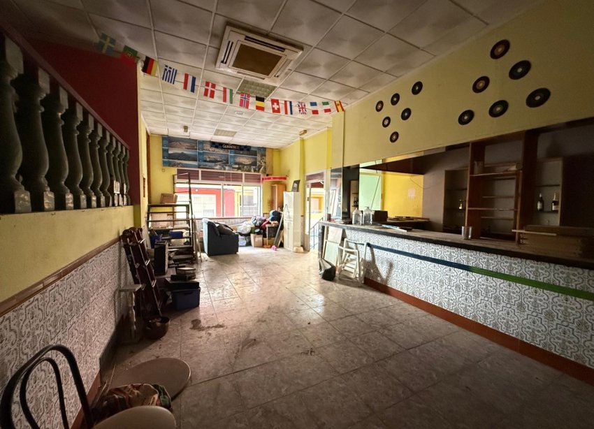 Reventa - Local Comercial - Torrevieja - Playa del cura