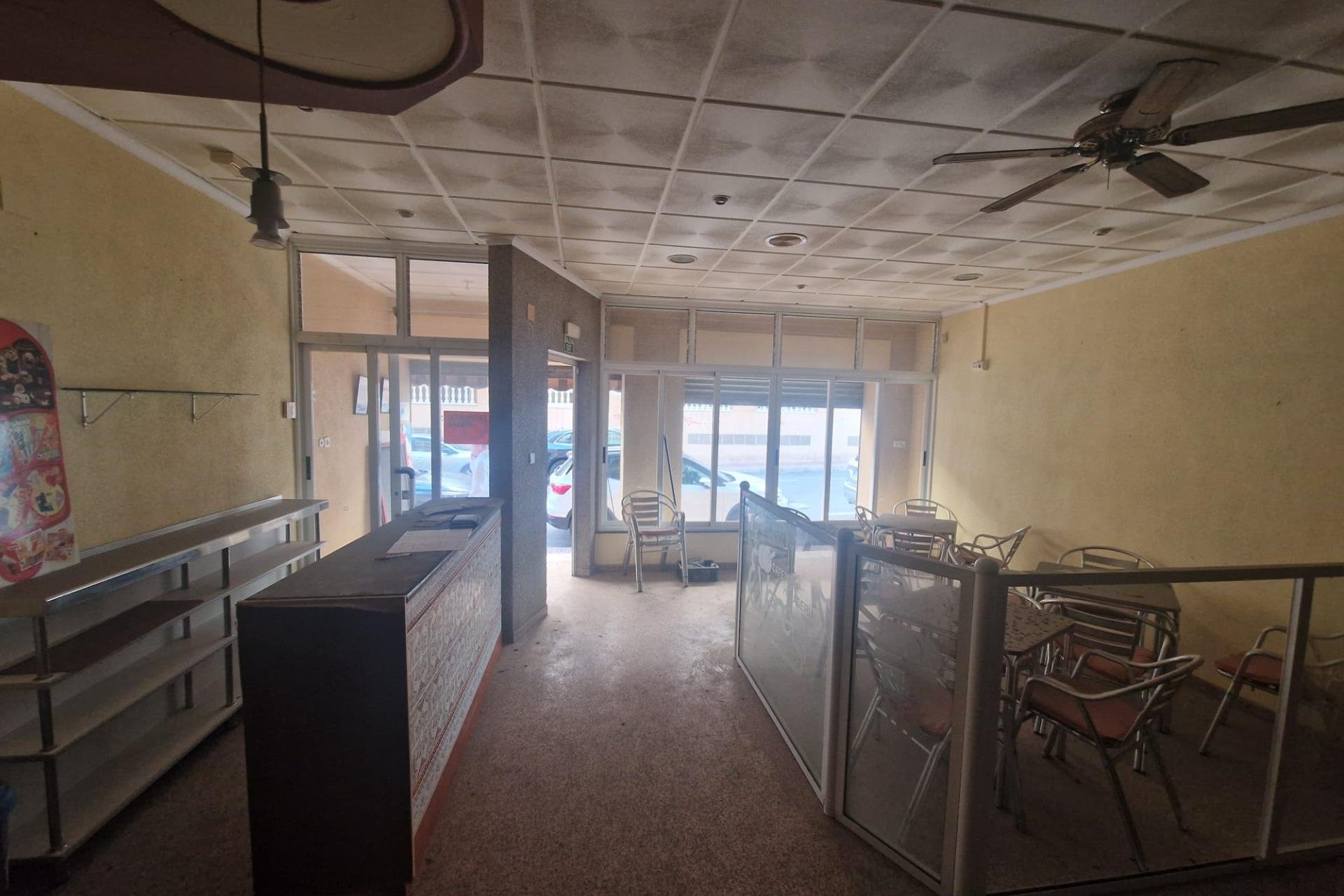 Reventa - Local Comercial - Torrevieja - Playa del Cura
