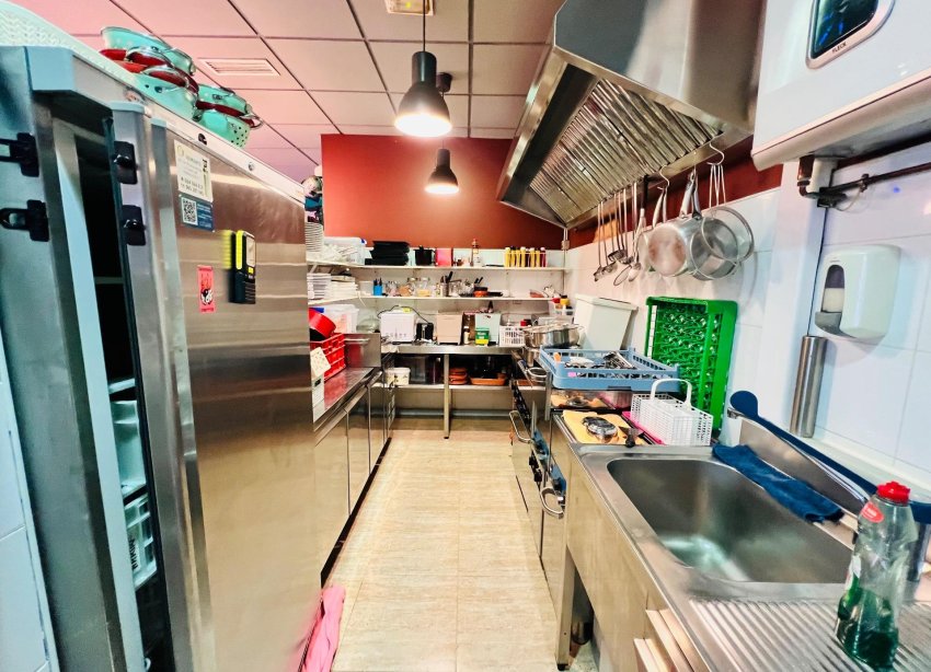 Reventa - Local Comercial - Torrevieja - torrevieja