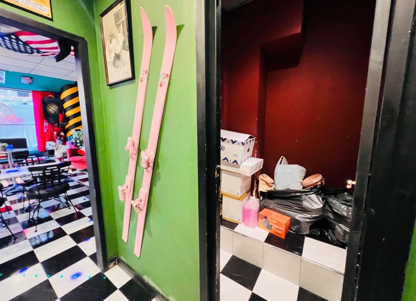 Reventa - Local Comercial - Torrevieja - torrevieja