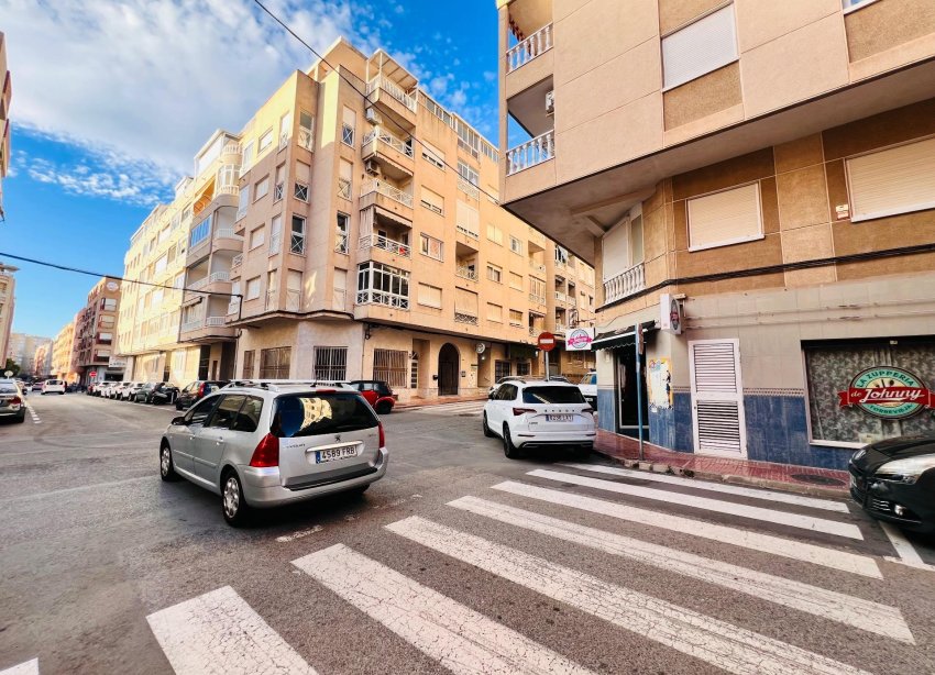 Reventa - Local Comercial - Torrevieja - torrevieja