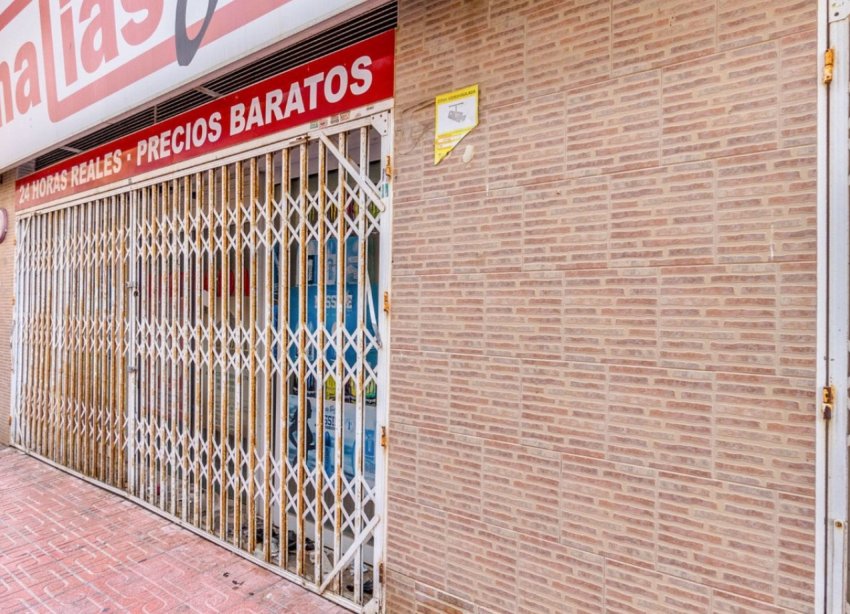 Reventa - Local Comercial - Torrevieja