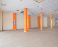 Reventa - Local Comercial - Torrevieja