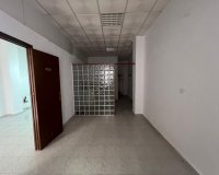Reventa - Local Comercial - Torrevieja