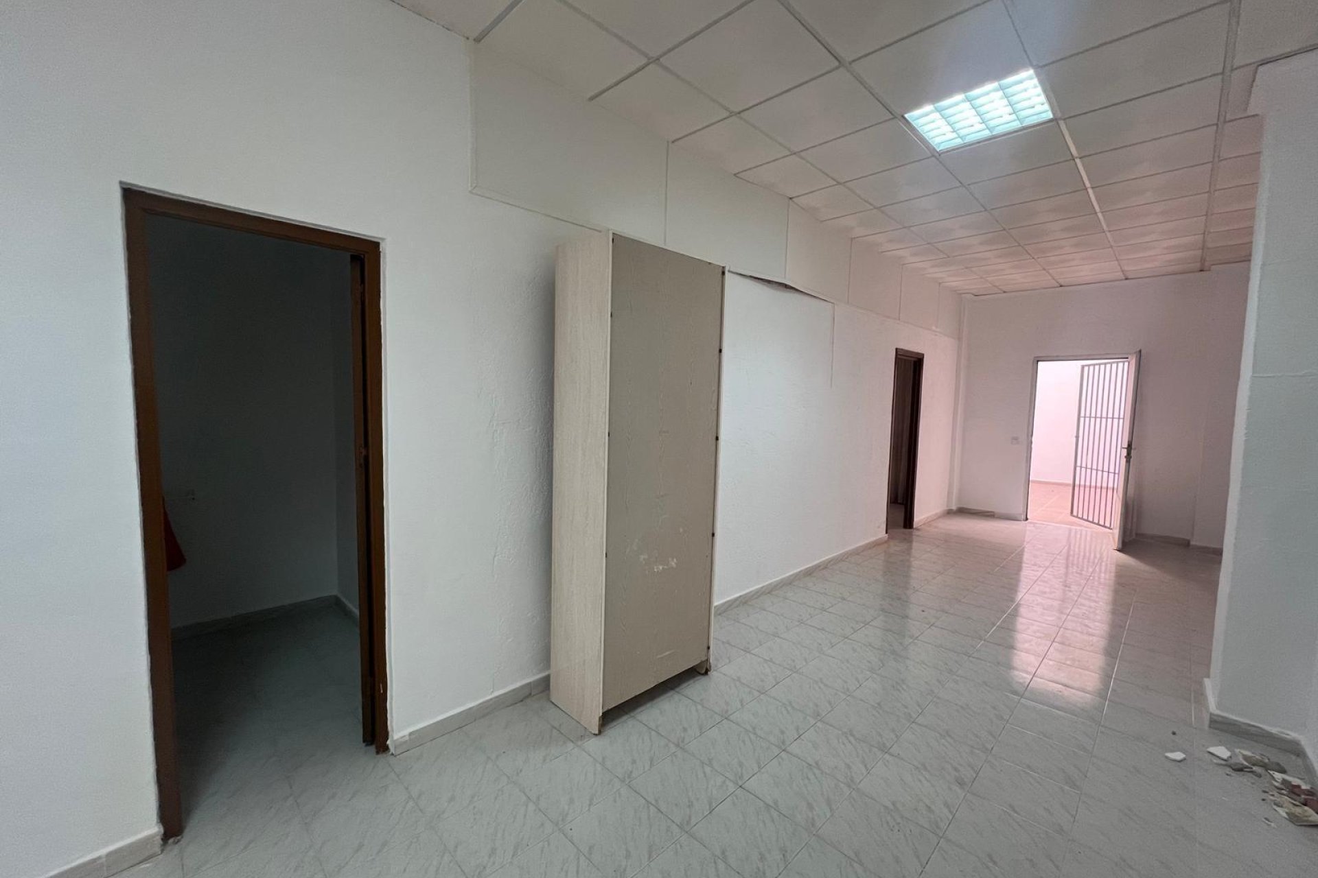 Reventa - Local Comercial - Torrevieja