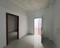 Reventa - Local Comercial - Torrevieja