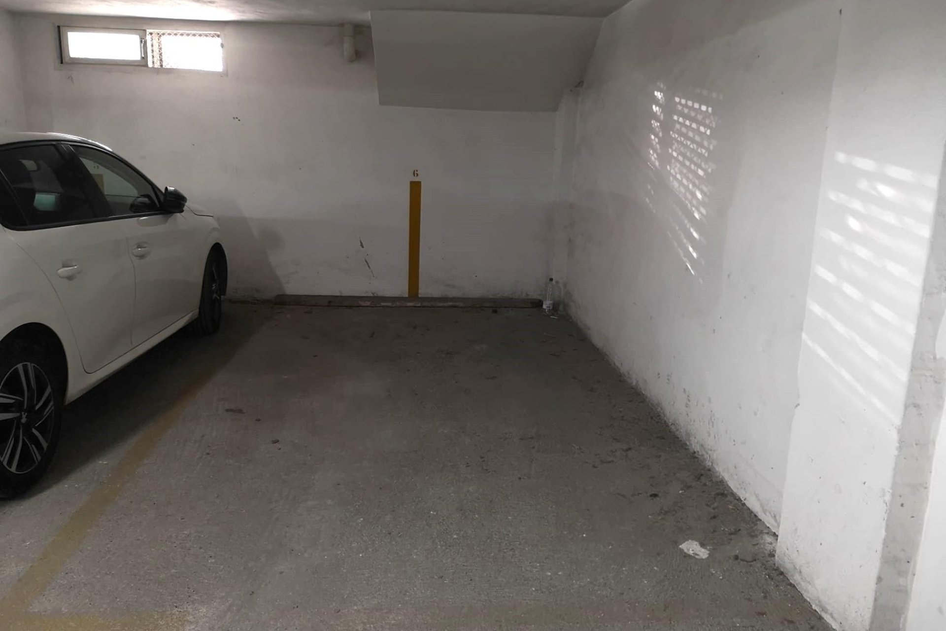 Reventa - Parking - Torrevieja - Centro