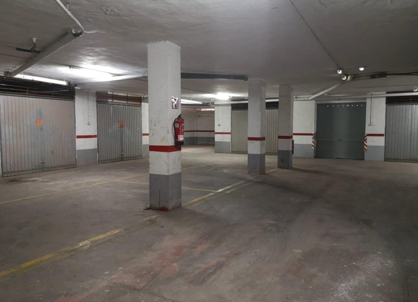 Reventa - Parking - Torrevieja - Playa de los locos