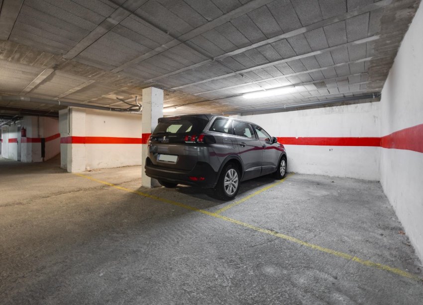 Reventa - Parking - Torrevieja - Playa del cura