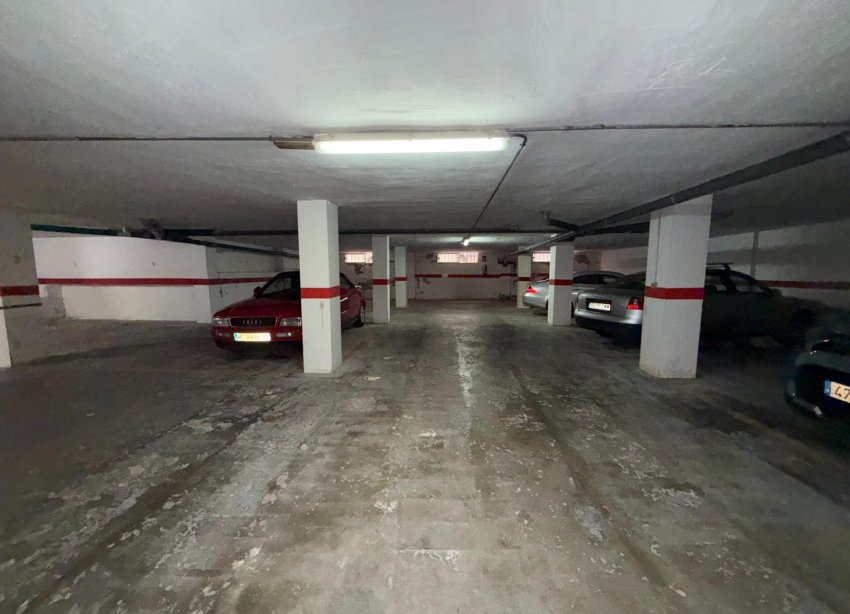 Reventa - Parking - Torrevieja - Playa del Cura