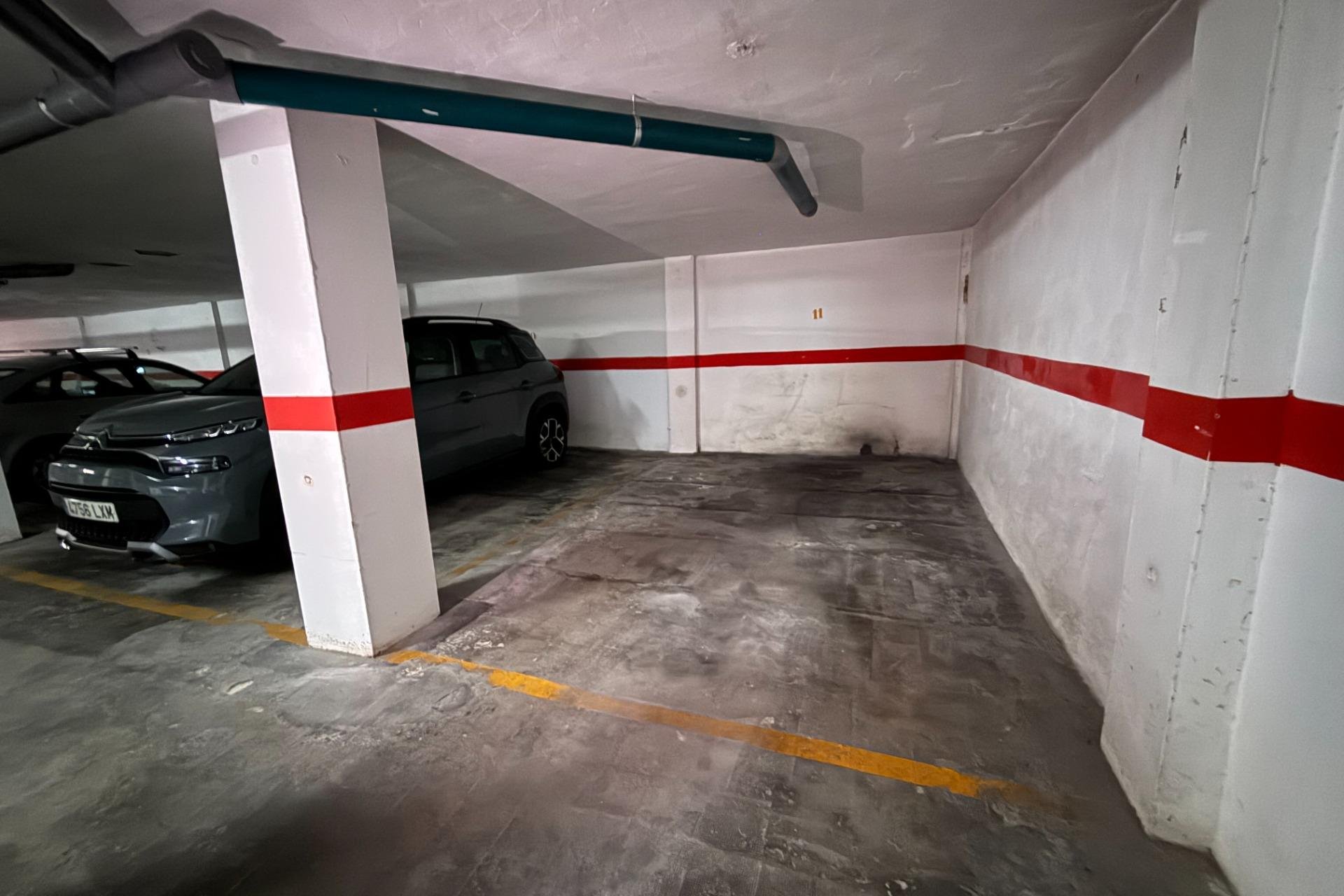 Reventa - Parking - Torrevieja - Playa del Cura