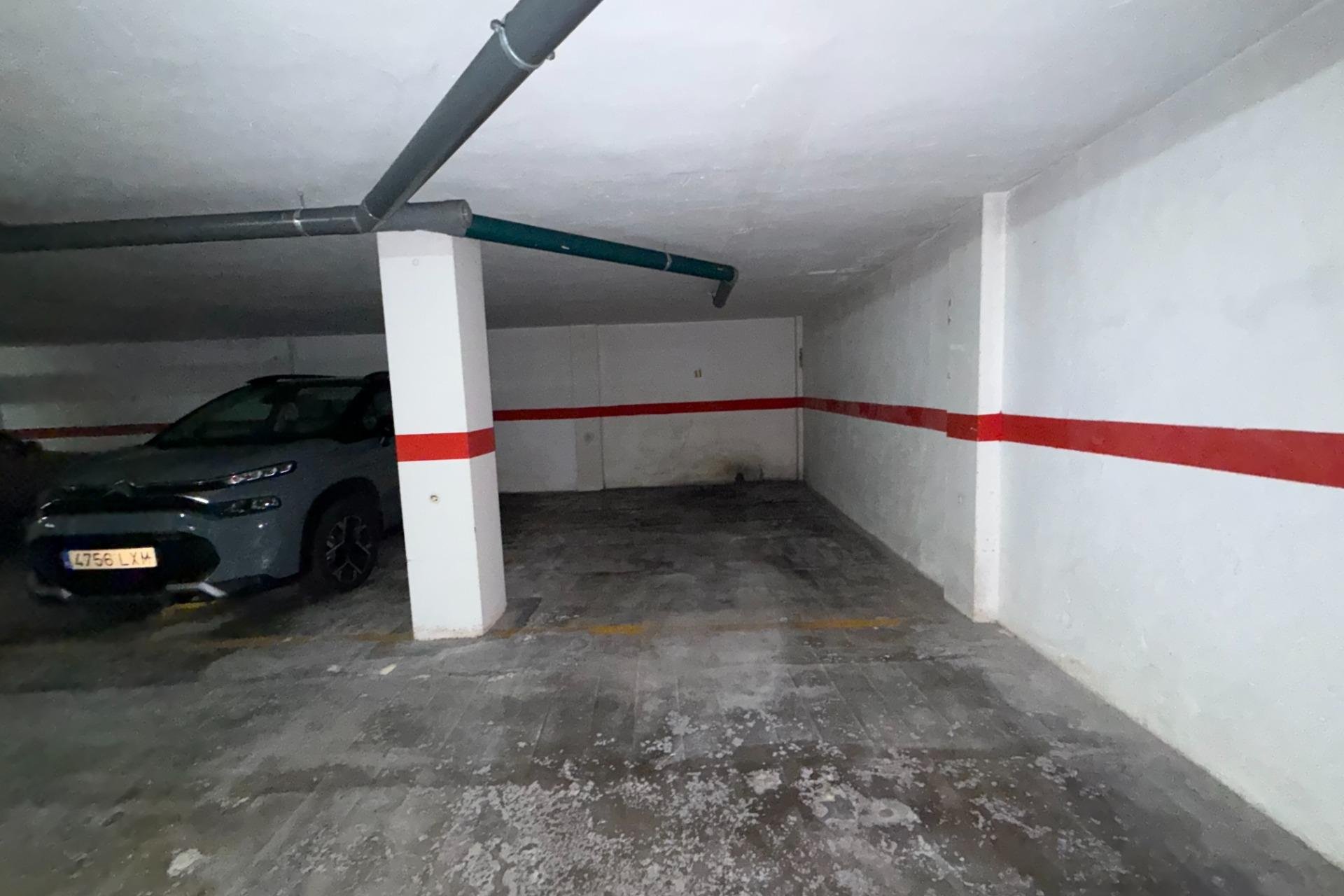 Reventa - Parking - Torrevieja - Playa del Cura