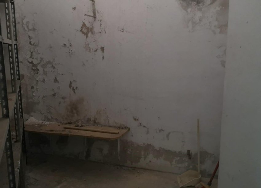 Reventa - Storeroom - Torrevieja - Estacion de autobuses