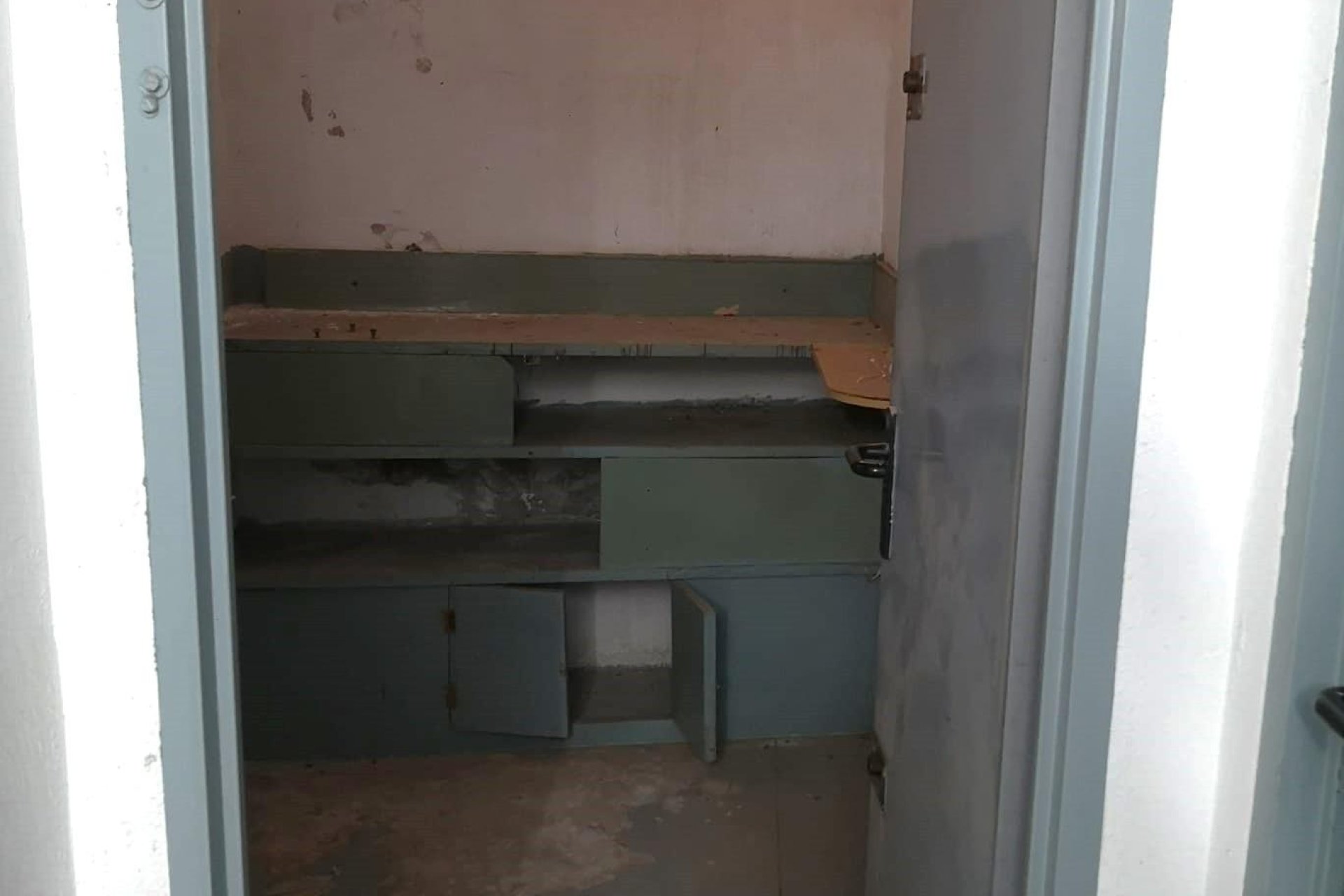 Reventa - Storeroom - Torrevieja - Estacion de autobuses