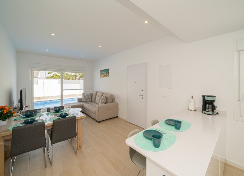 Reventa - Villa - Avileses