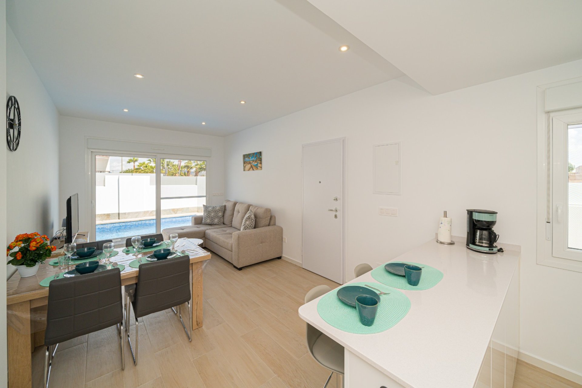 Reventa - Villa - Avileses