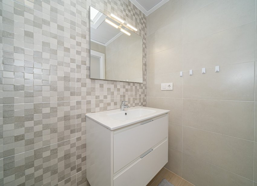 Reventa - Villa - Avileses