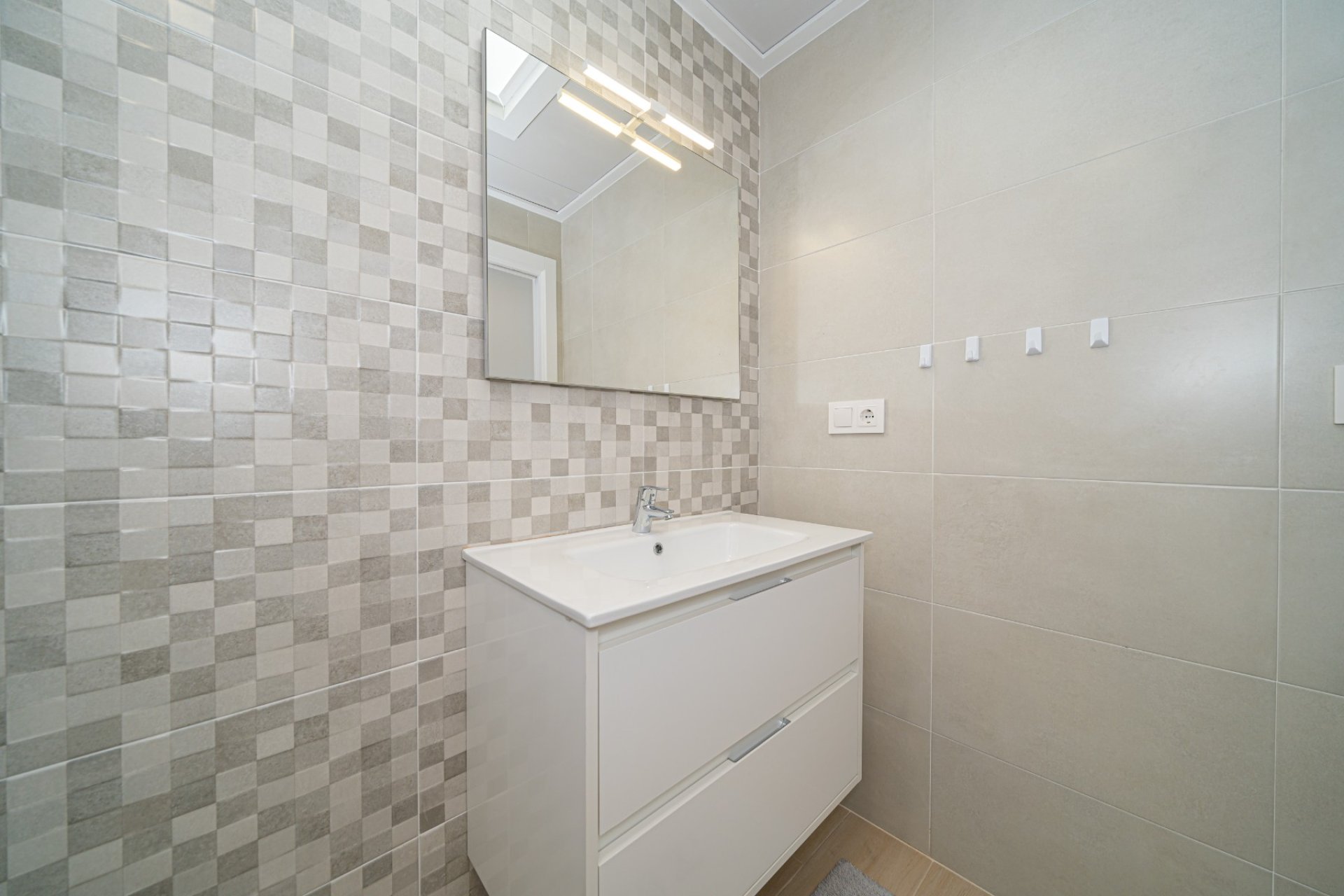 Reventa - Villa - Avileses