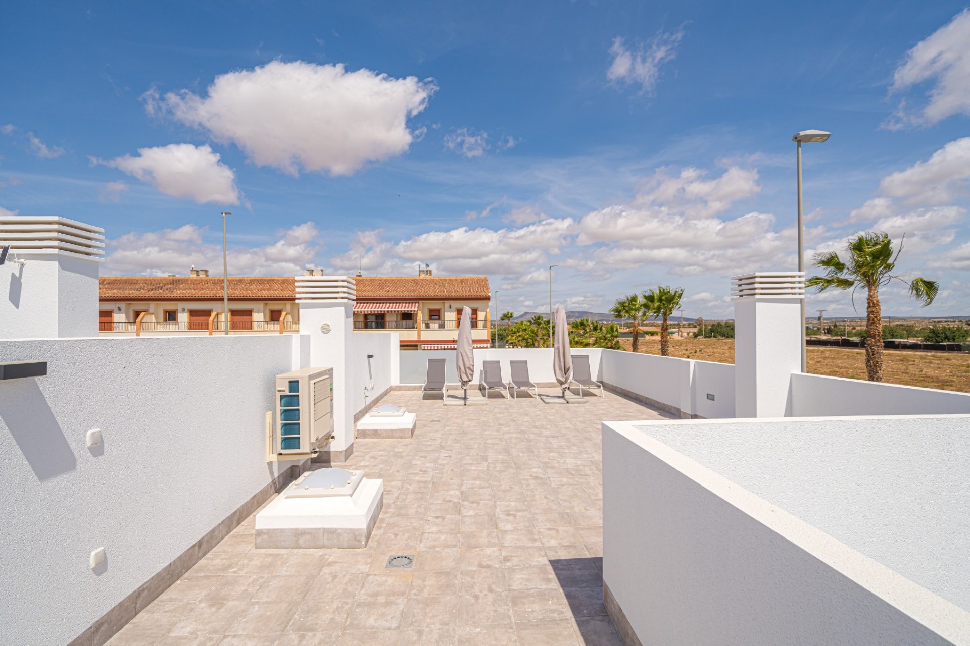 Reventa - Villa - Avileses