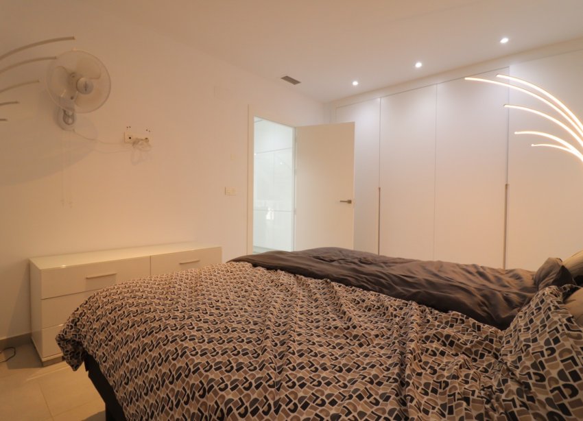Reventa - Villa - Benijofar