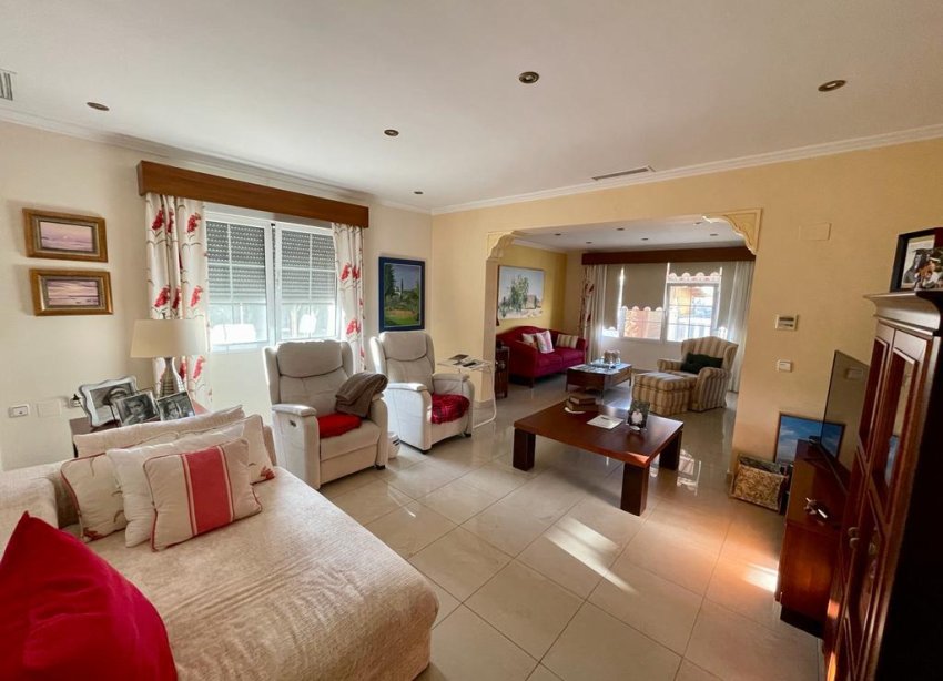 Reventa - Villa / Casa - Albatera