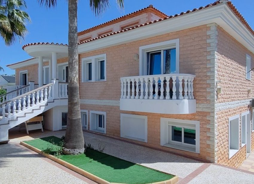 Reventa - Villa / Casa - Albir - ALBIR
