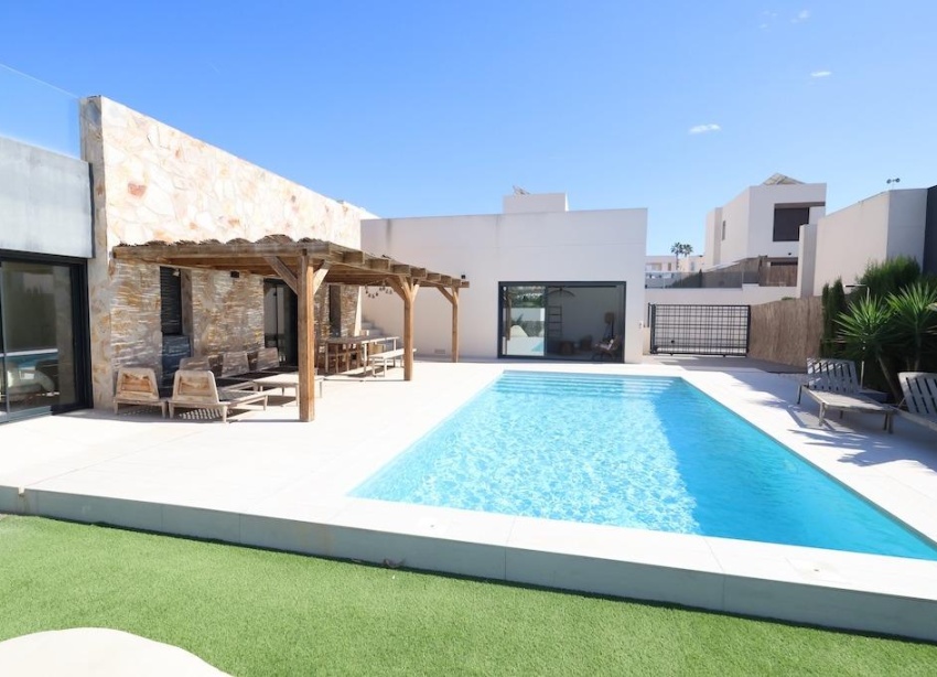 Reventa - Villa / Casa - Algorfa - Comunidad valenciana