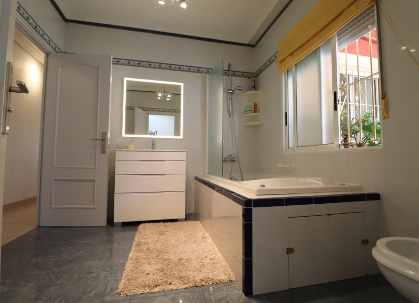 Reventa - Villa / Casa - Algorfa - Lomas De La Juliana
