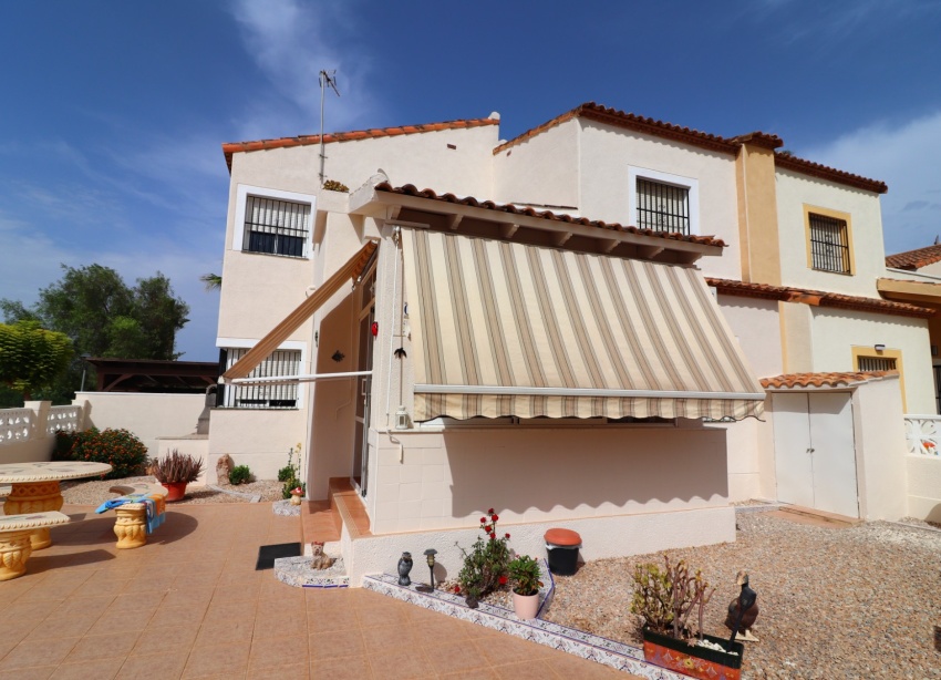 Reventa - Villa / Casa - Algorfa - Montebello