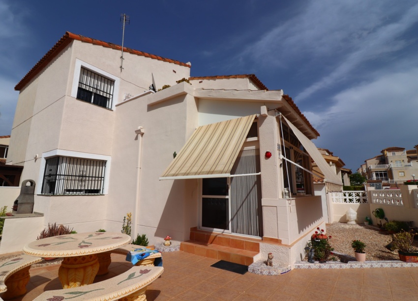 Reventa - Villa / Casa - Algorfa - Montebello