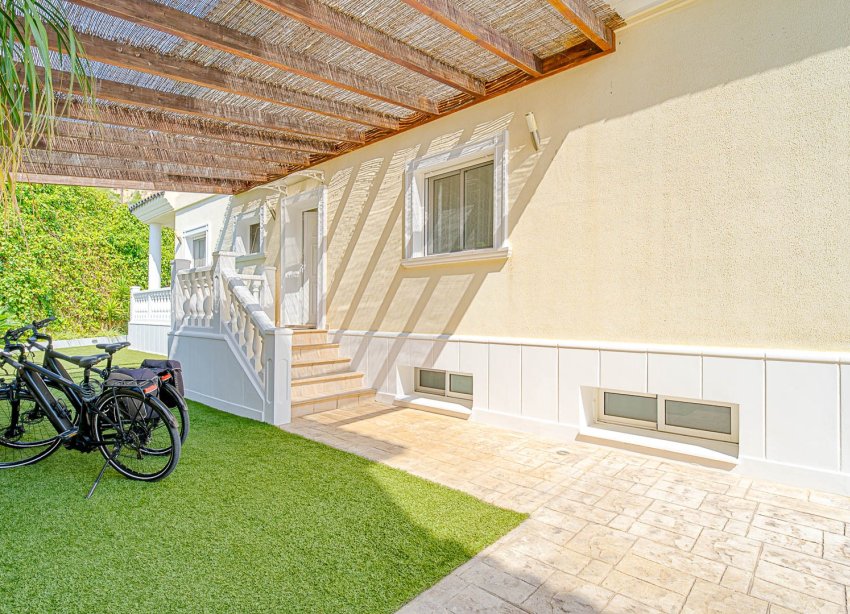 Reventa - Villa / Casa - Alicante - El Campello