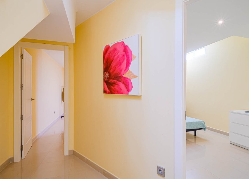 Reventa - Villa / Casa - Alicante - El Campello