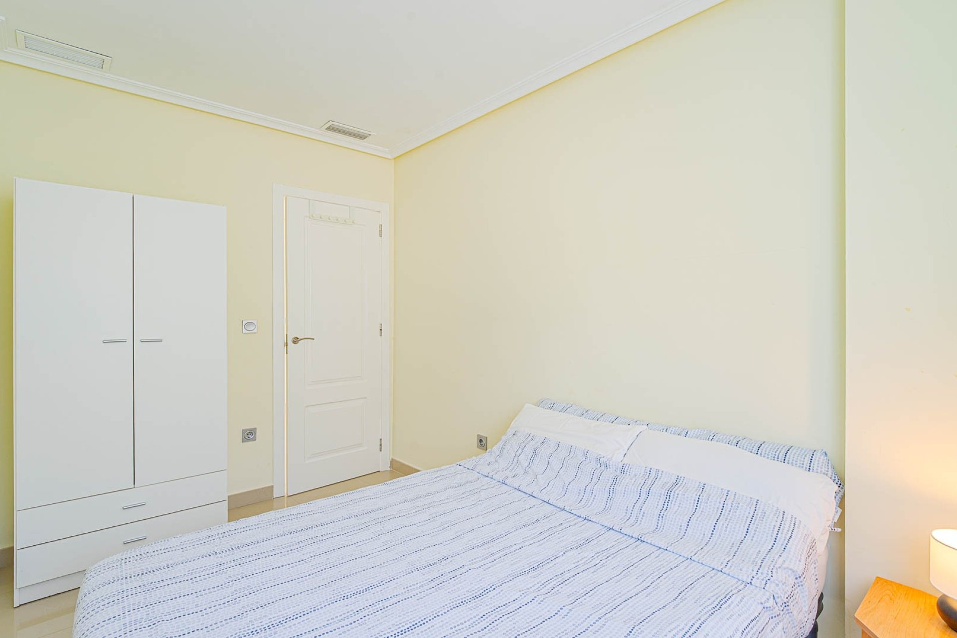 Reventa - Villa / Casa - Alicante - El Campello