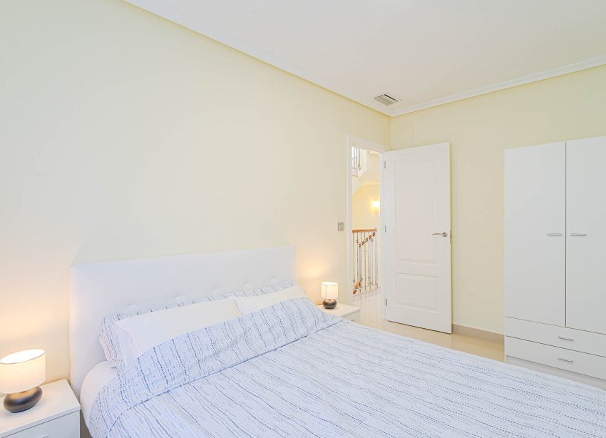 Reventa - Villa / Casa - Alicante - El Campello