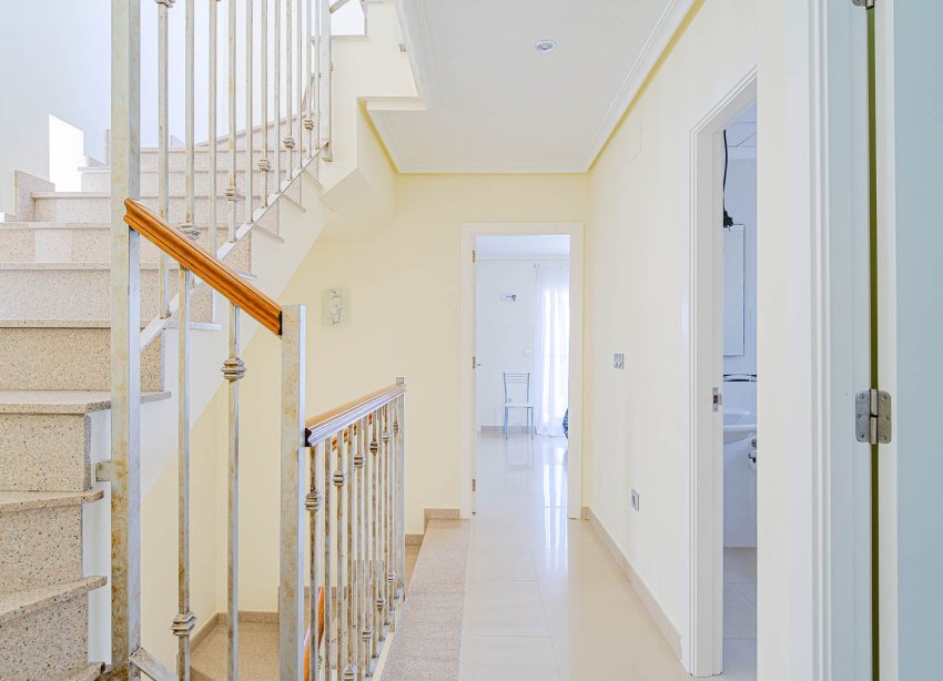 Reventa - Villa / Casa - Alicante - El Campello