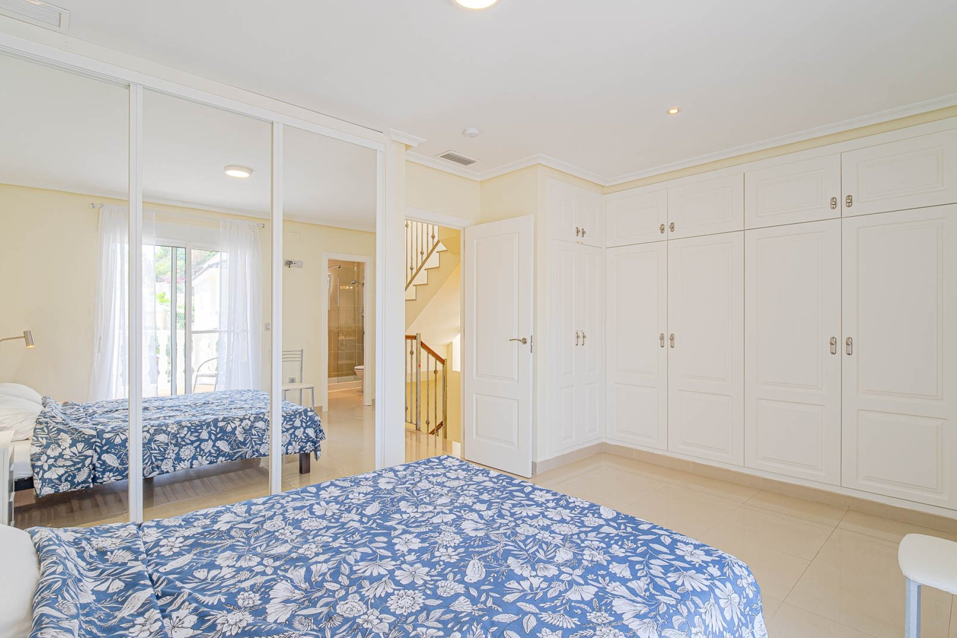Reventa - Villa / Casa - Alicante - El Campello