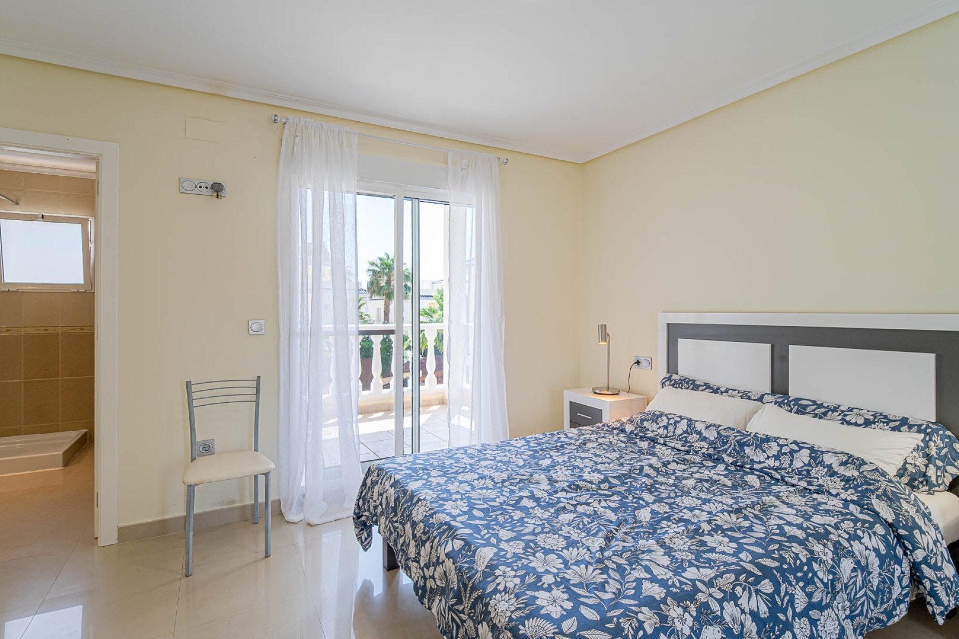 Reventa - Villa / Casa - Alicante - El Campello