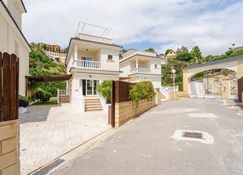 Reventa - Villa / Casa - Alicante - El Campello
