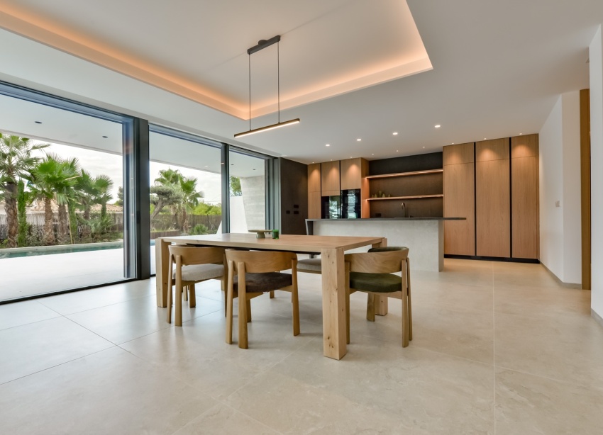 Reventa - Villa / Casa - Altea