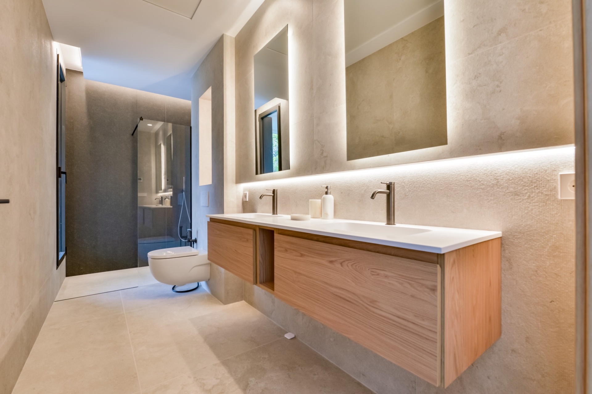 Reventa - Villa / Casa - Altea