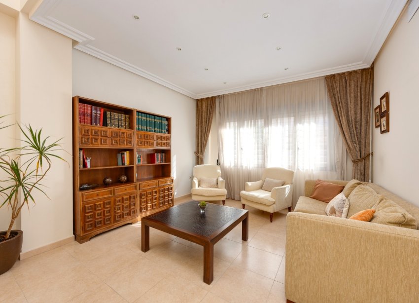 Reventa - Villa / Casa - Benejuzar