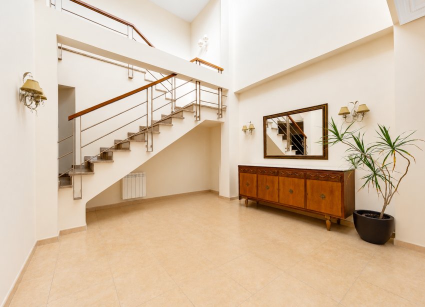 Reventa - Villa / Casa - Benejuzar